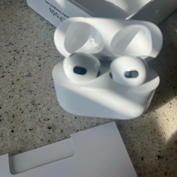 Apple AirPods White